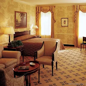 Otel Williamsburg Inn, Williamsburg