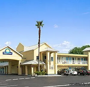 Days By Wyndham Daytona Speedway Hotel Daytona Beach