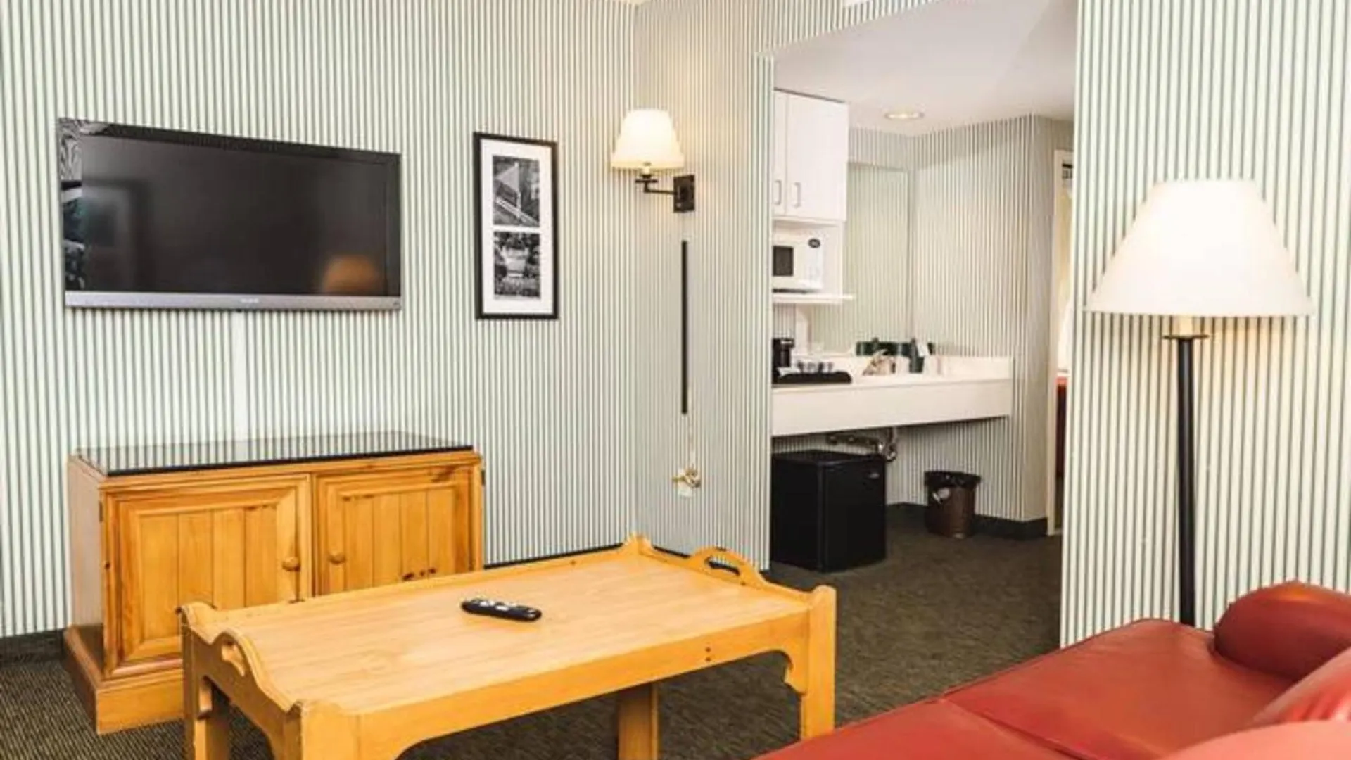 Williamsburg Woodlands Hotel & Suites, An Official Colonial Williamsburg Hotel 4*,