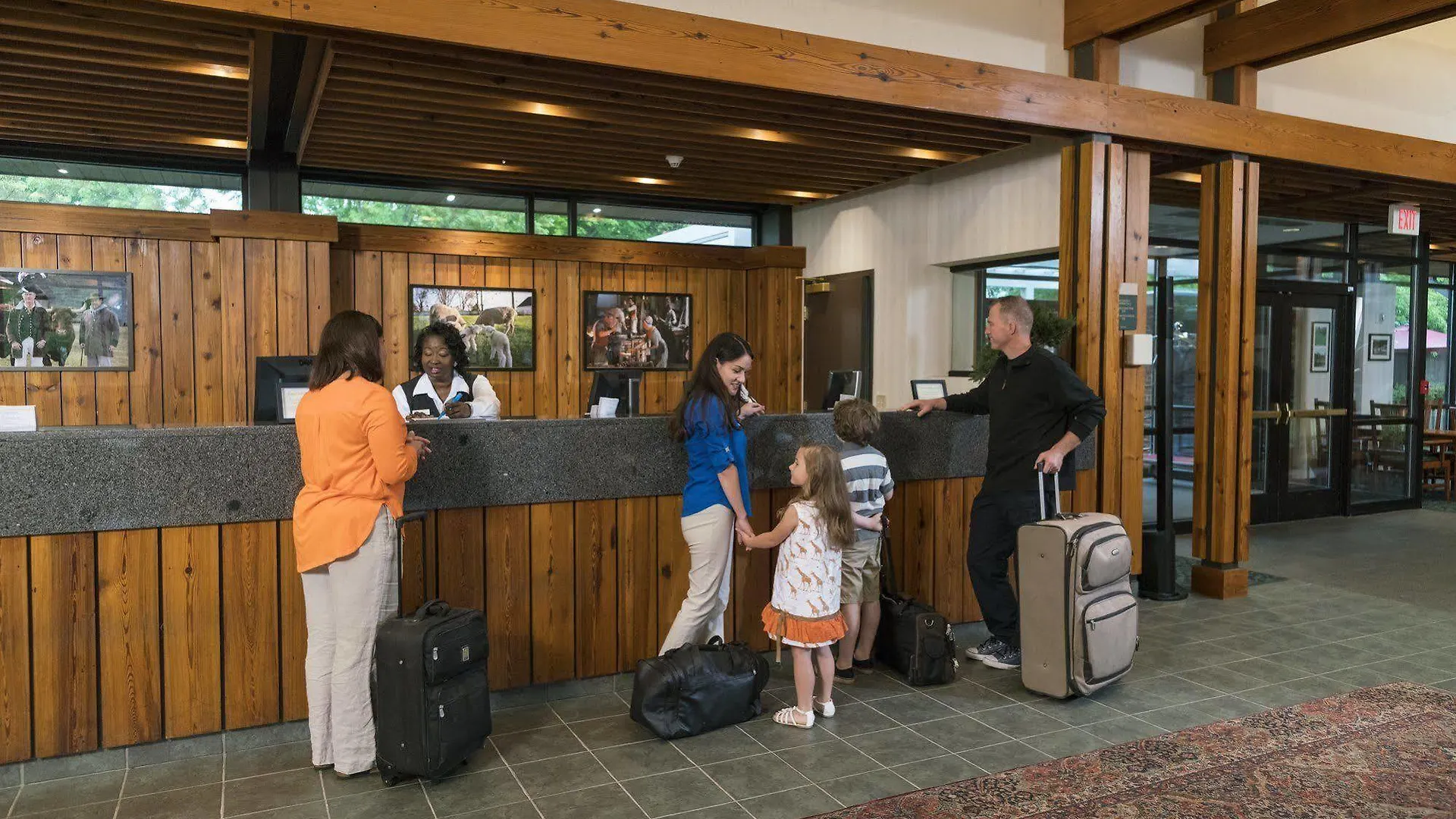 Williamsburg Woodlands Hotel & Suites, An Official Colonial Williamsburg Hotel